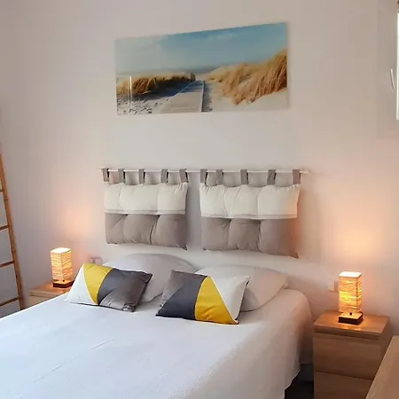 Au Calme Situe En Camargue Holiday home Saint-Laurent-d'Aigouze