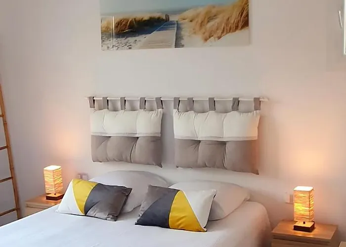 Au Calme Situe En Camargue Ferienhaus Saint-Laurent-dʼAigouze